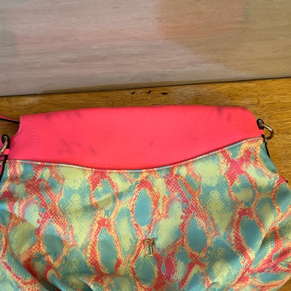 Juicy Couture Neon
Preppy Pink Large
Tunnel Flap Envelope
Cross Body Purse
Y2K. - Picture 4 of 15